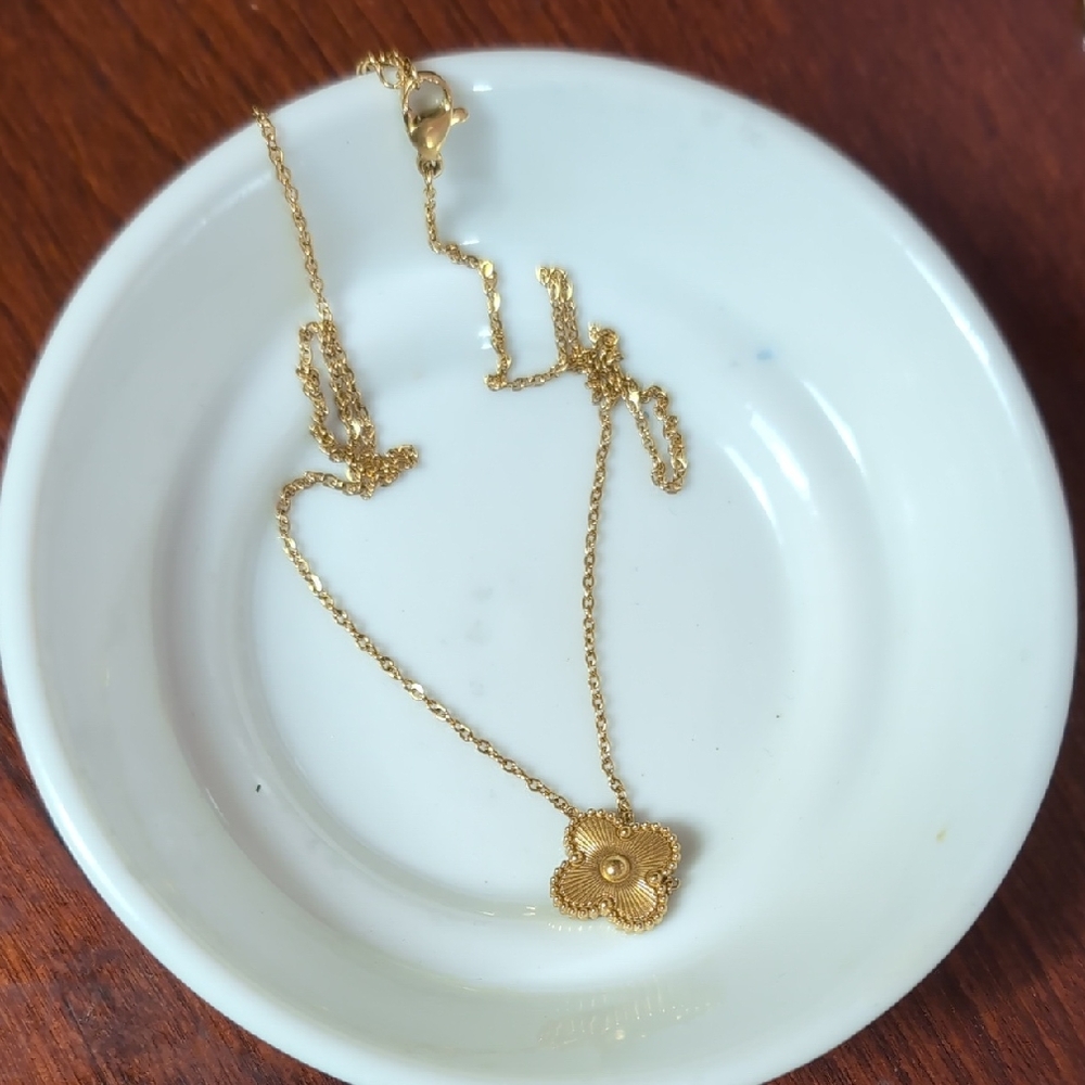 Gold necklace stainless steel